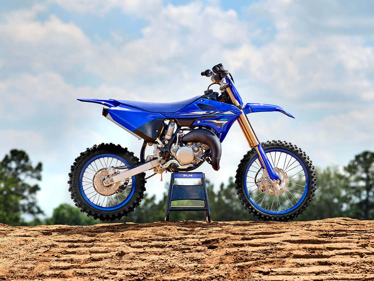 YZ85LW